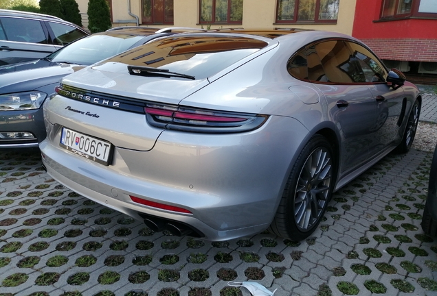 Porsche 971 Panamera Turbo