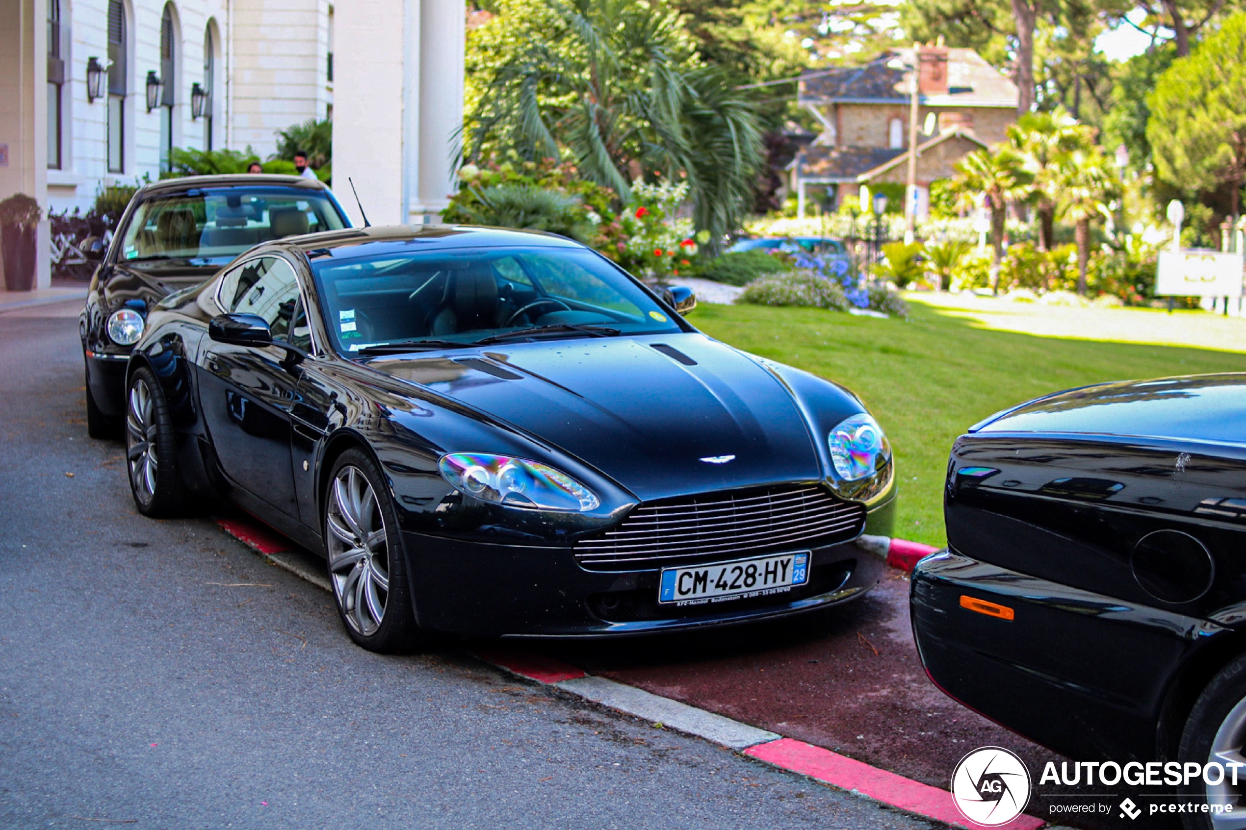 Aston Martin V8 Vantage