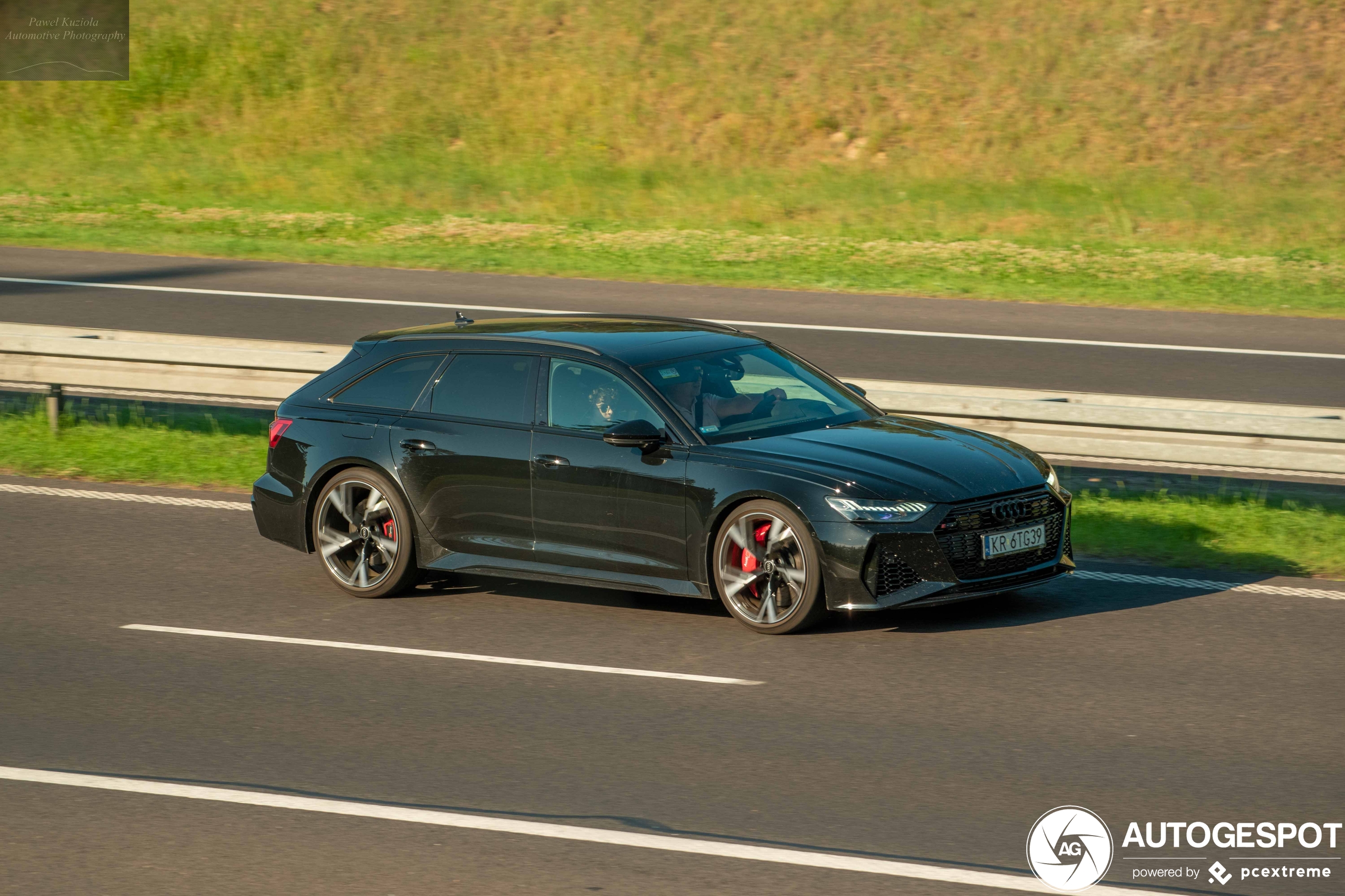 Audi RS6 Avant C8