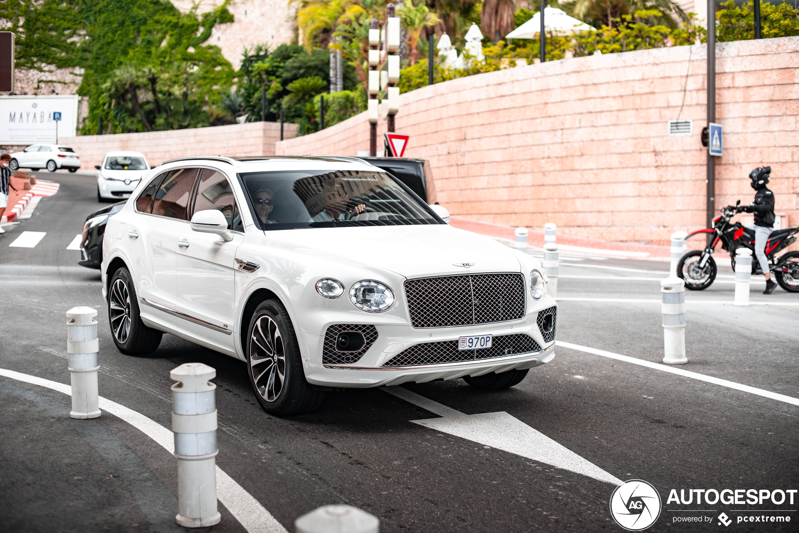 Bentley Bentayga V8 2021