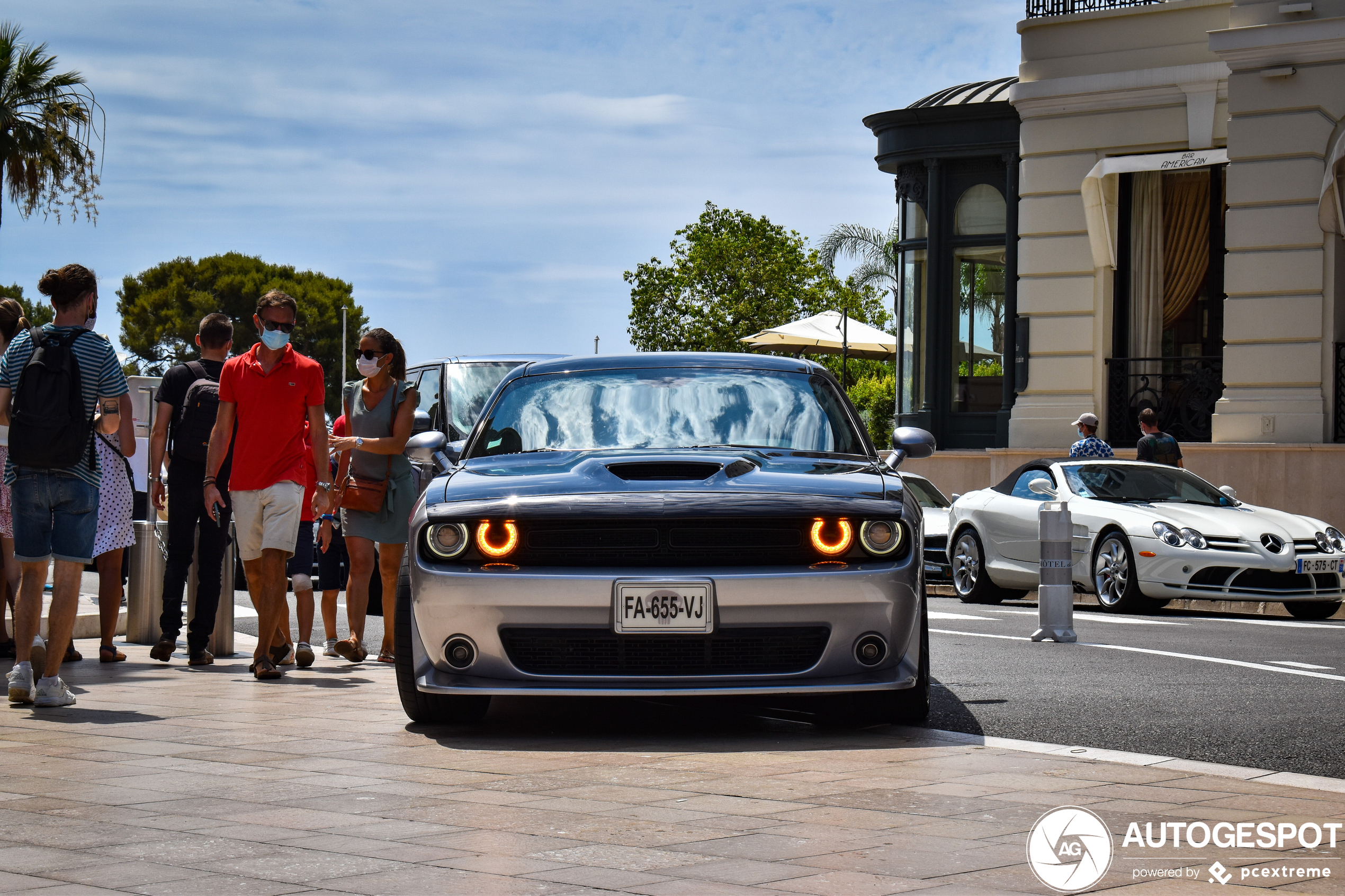 Dodge Challenger SRT-8