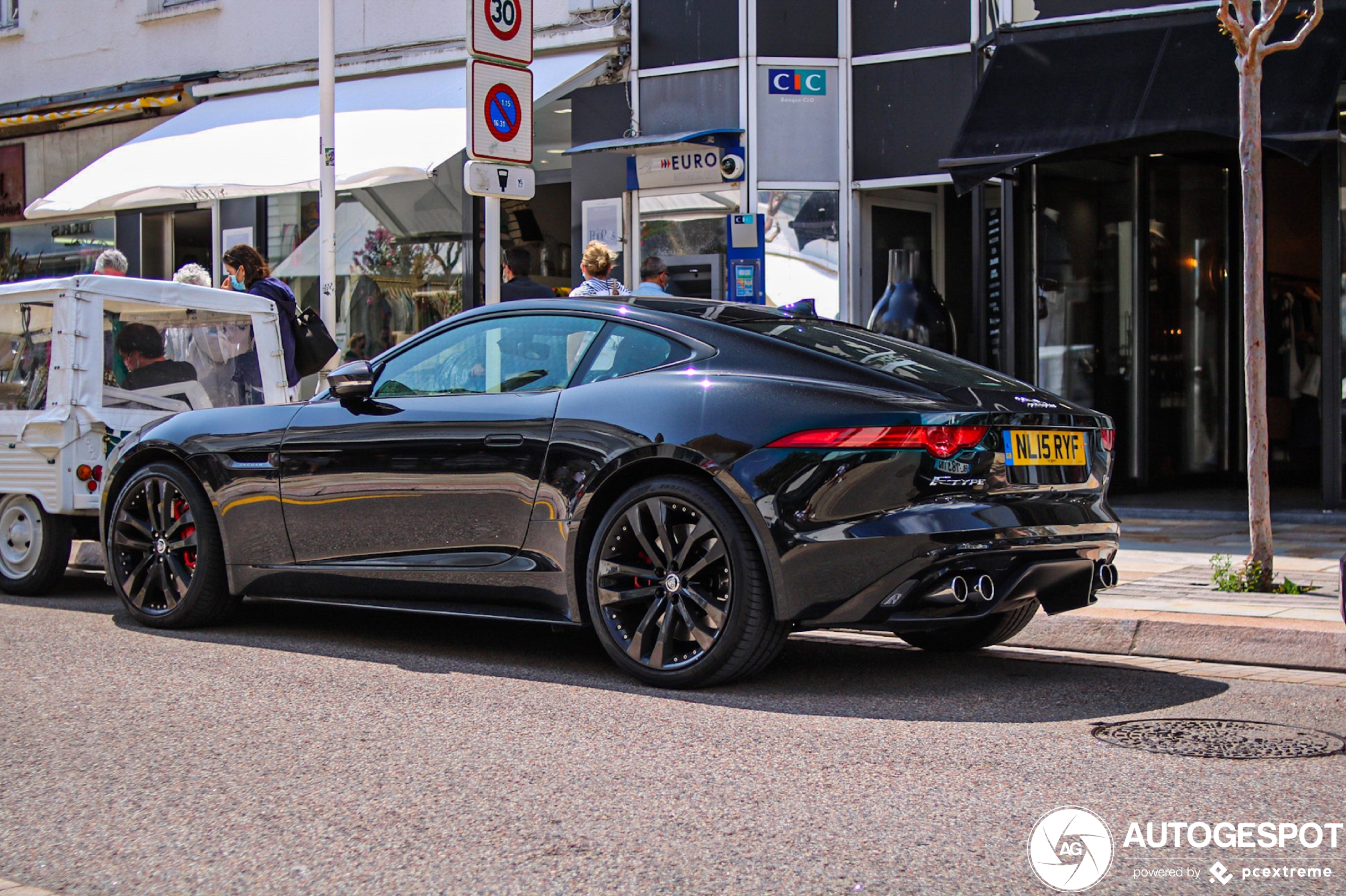 Jaguar F-TYPE R Coupé