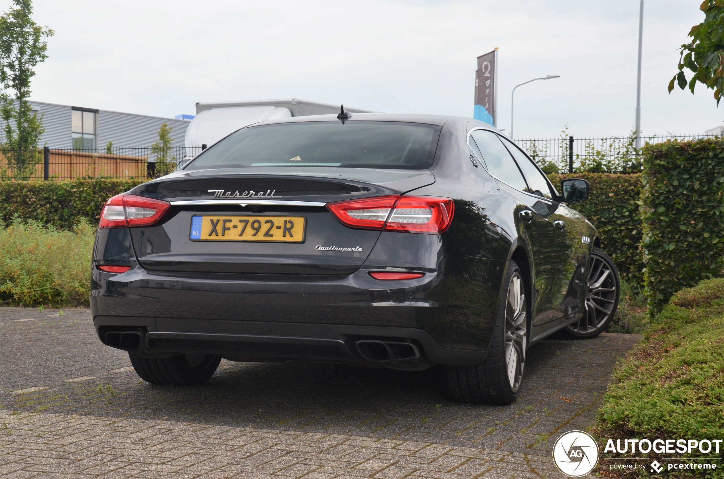 Maserati Quattroporte GTS 2013