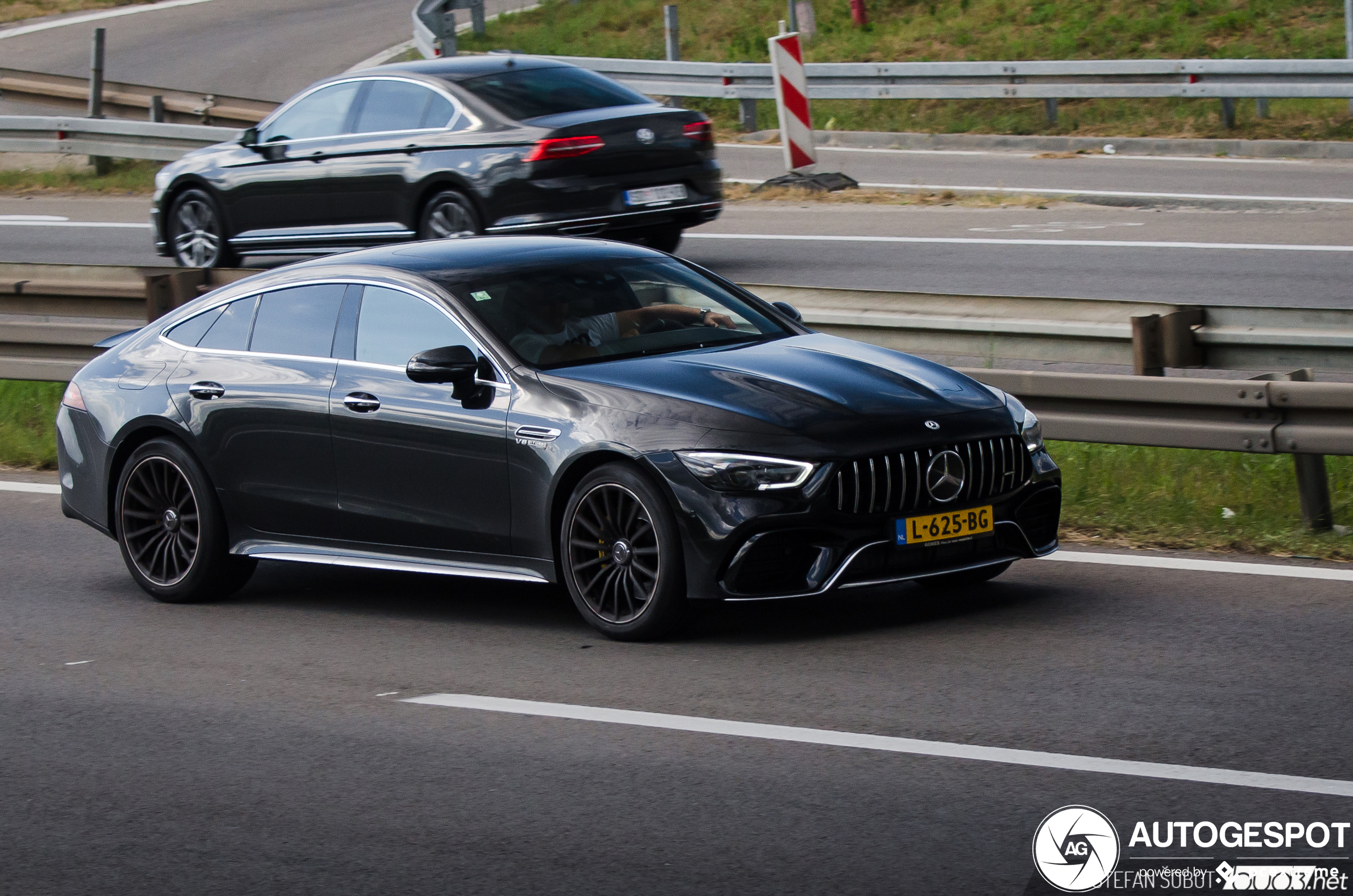 Mercedes-AMG GT 63 S X290