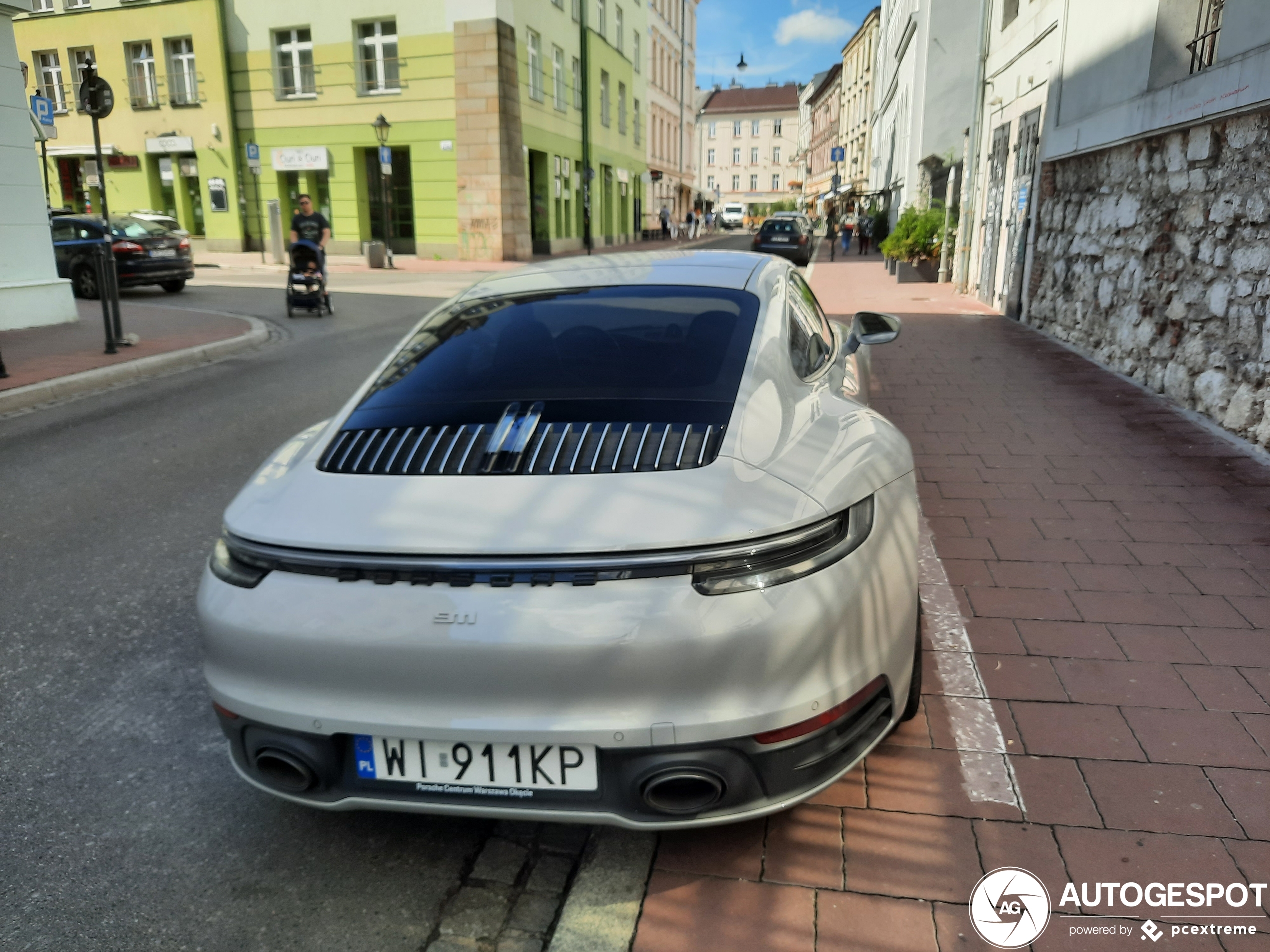 Porsche 992 Carrera 4S