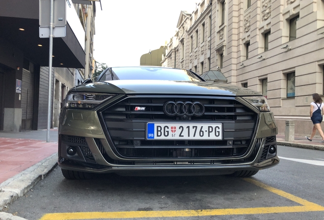 Audi S8 D5