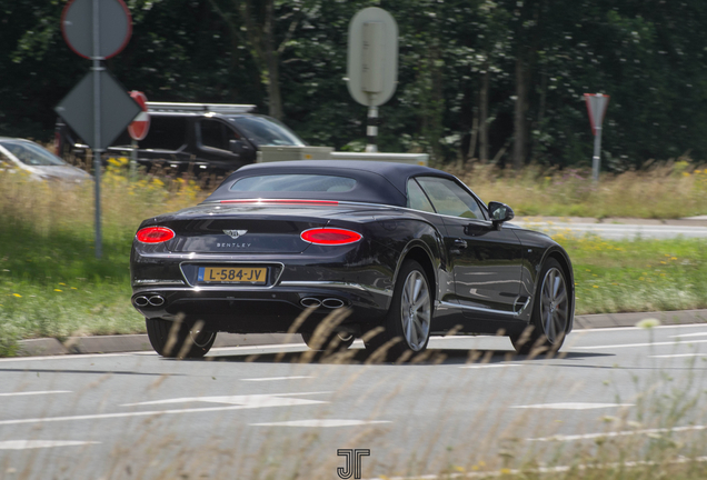 Bentley Continental GTC V8 2020