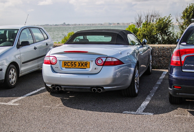 Jaguar XKR Convertible 2006