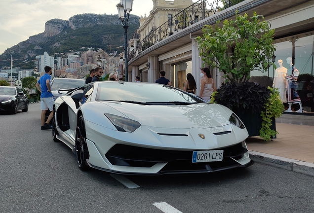 Lamborghini Aventador LP770-4 SVJ