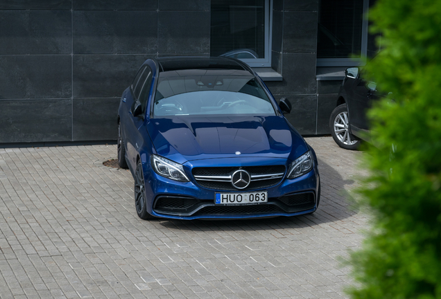 Mercedes-AMG C 63 S Estate S205