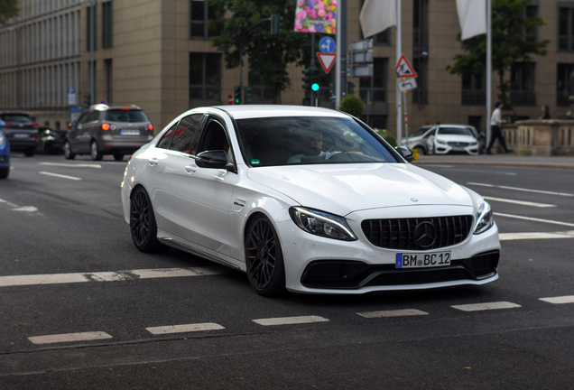 Mercedes-AMG C 63 S W205