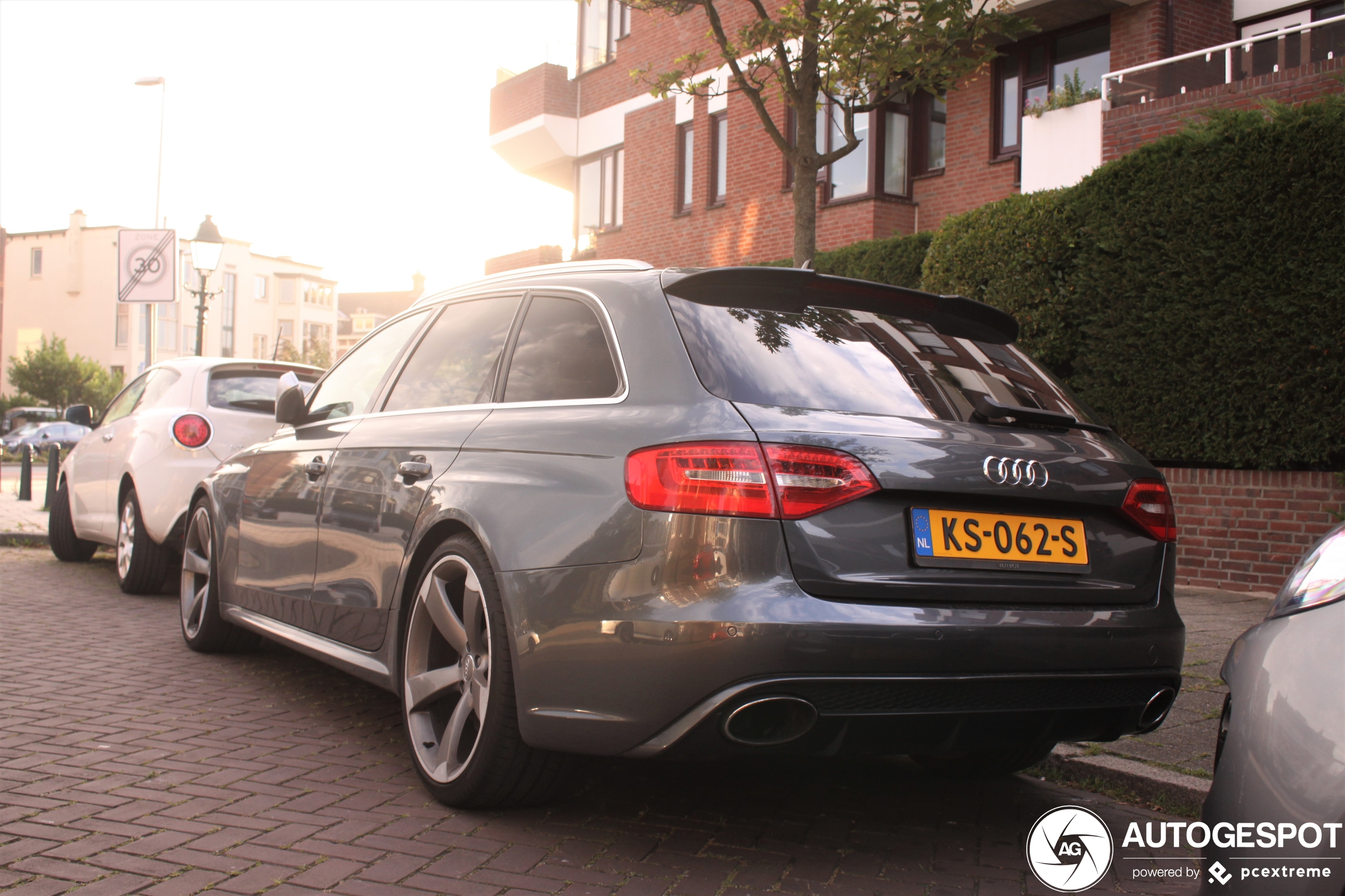 Audi RS4 Avant B8