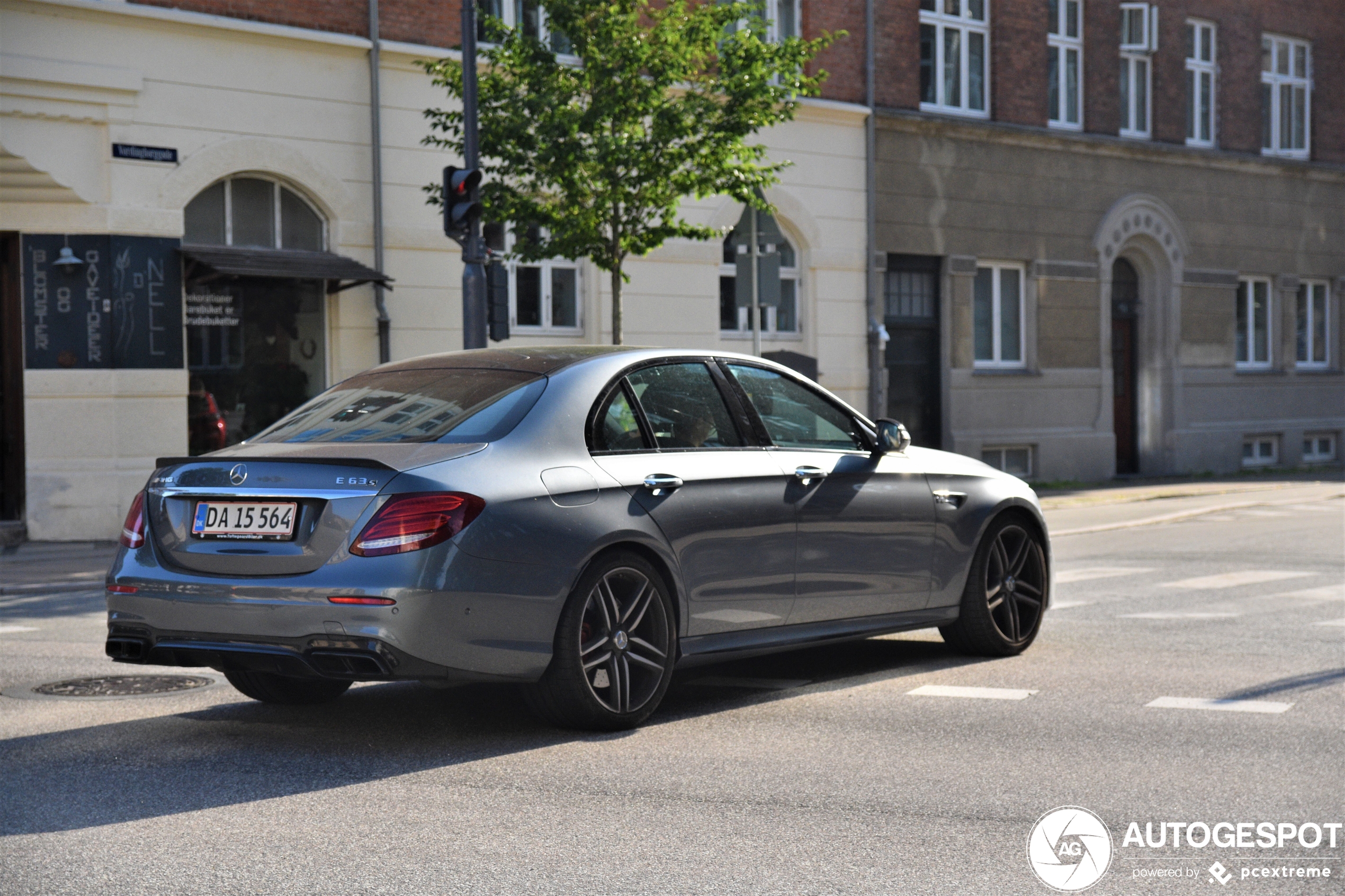 Mercedes-AMG E 63 S W213