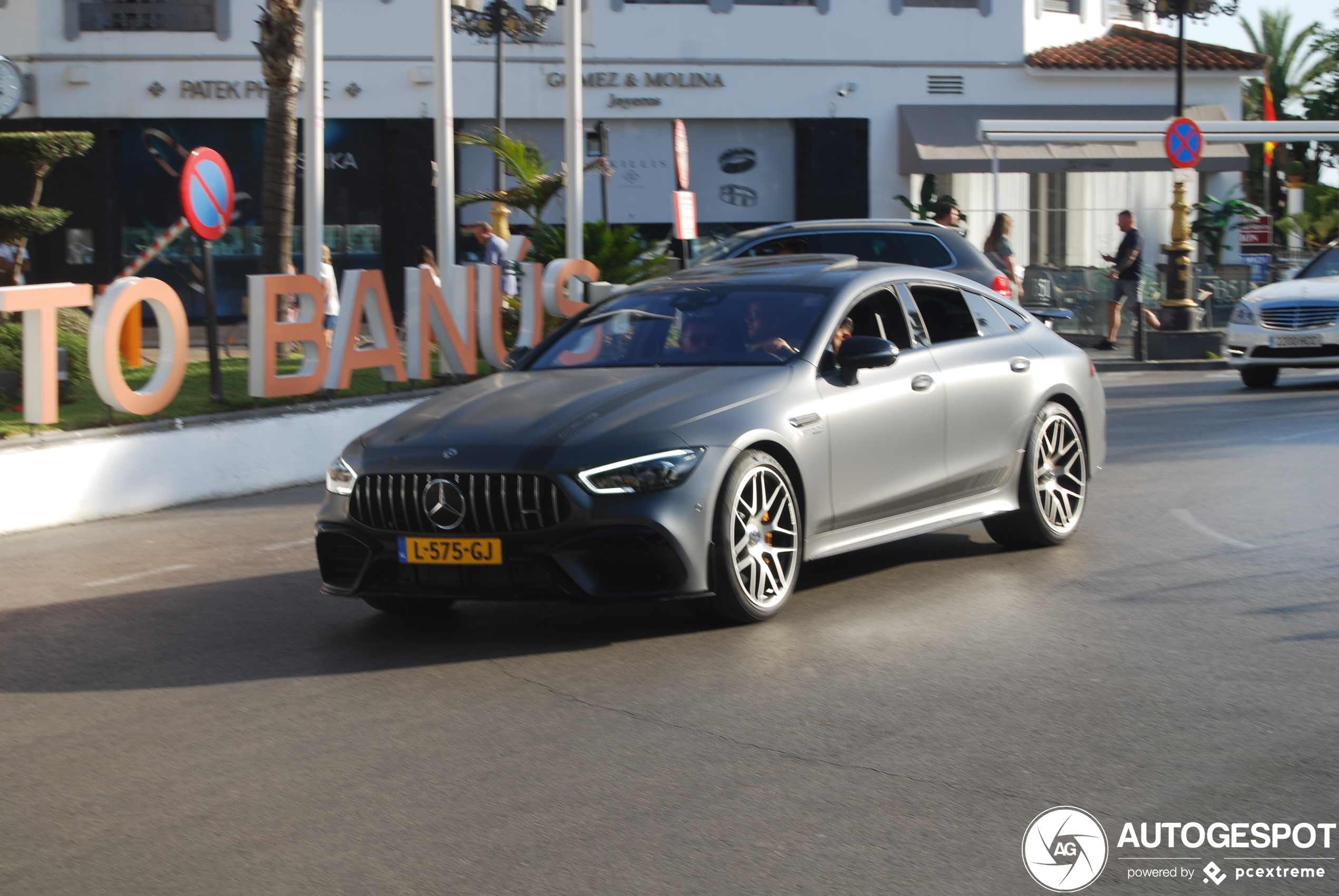 Mercedes-AMG GT 63 S X290