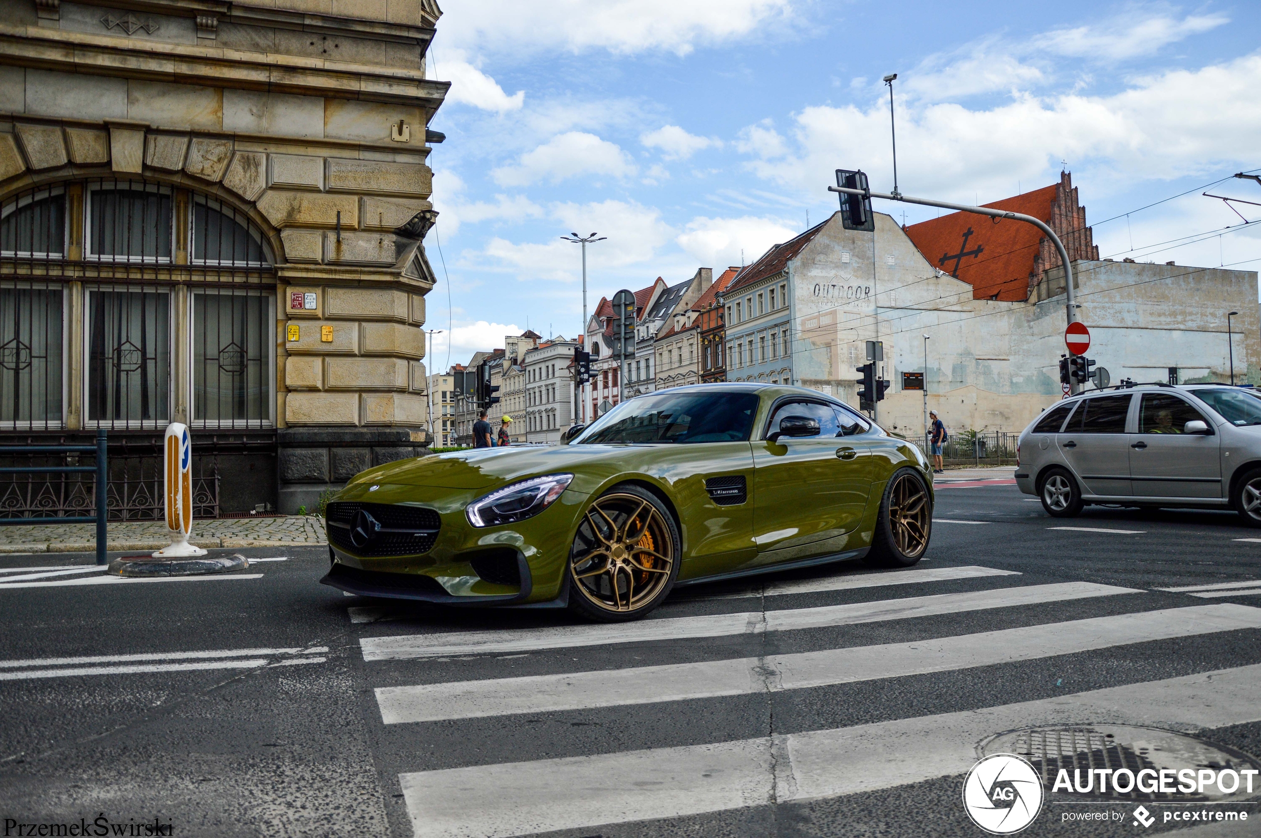 Mercedes-AMG GT S C190