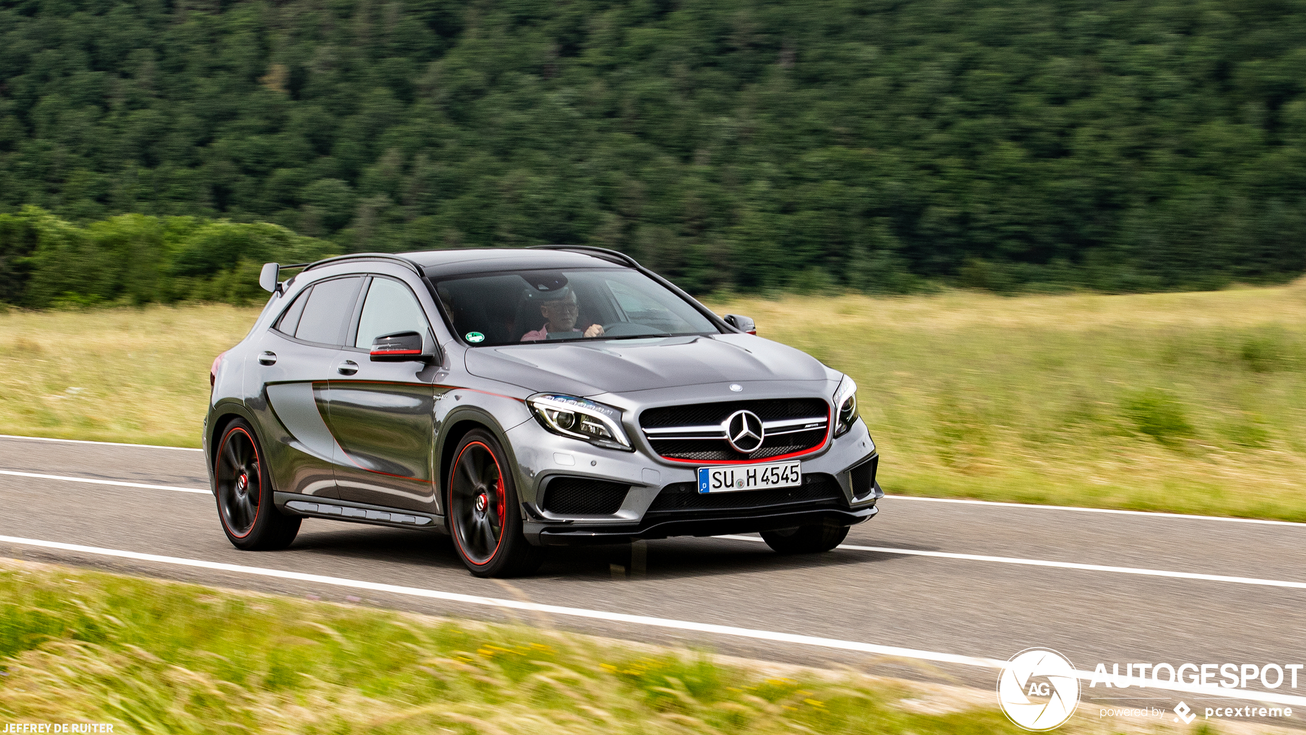 Mercedes-Benz GLA 45 AMG Edition 1