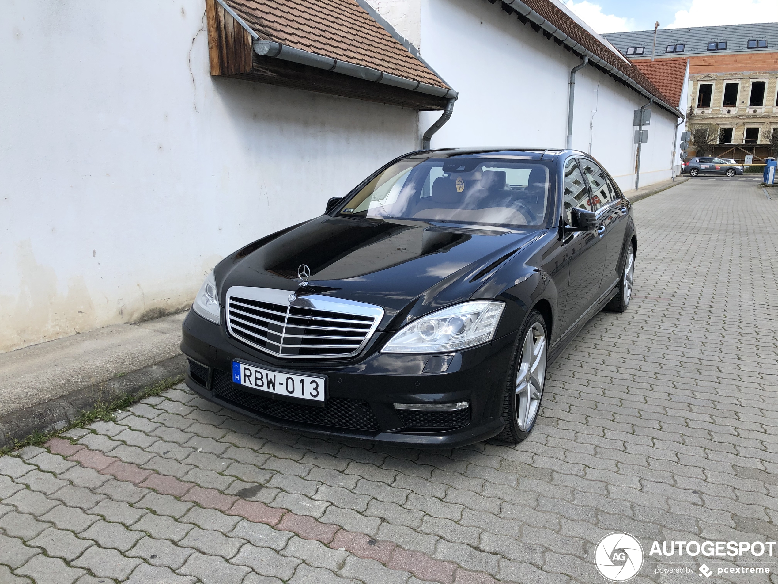 Mercedes-Benz S 63 AMG W221 2011