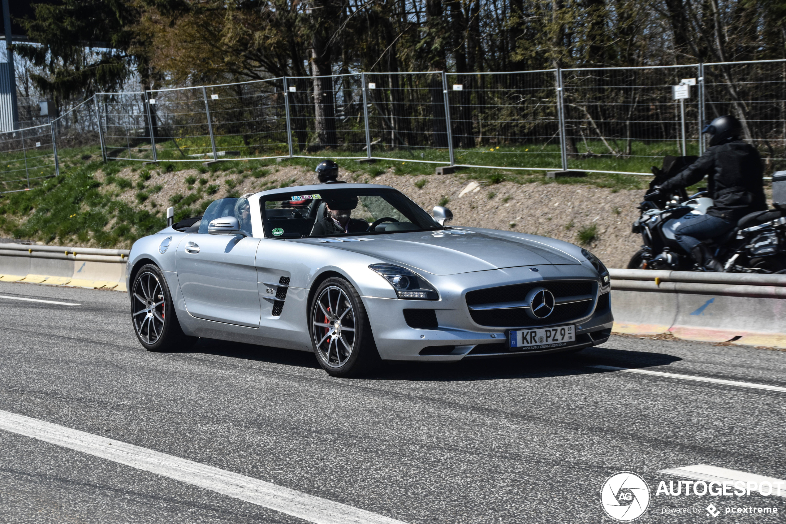 Mercedes-Benz SLS AMG Roadster