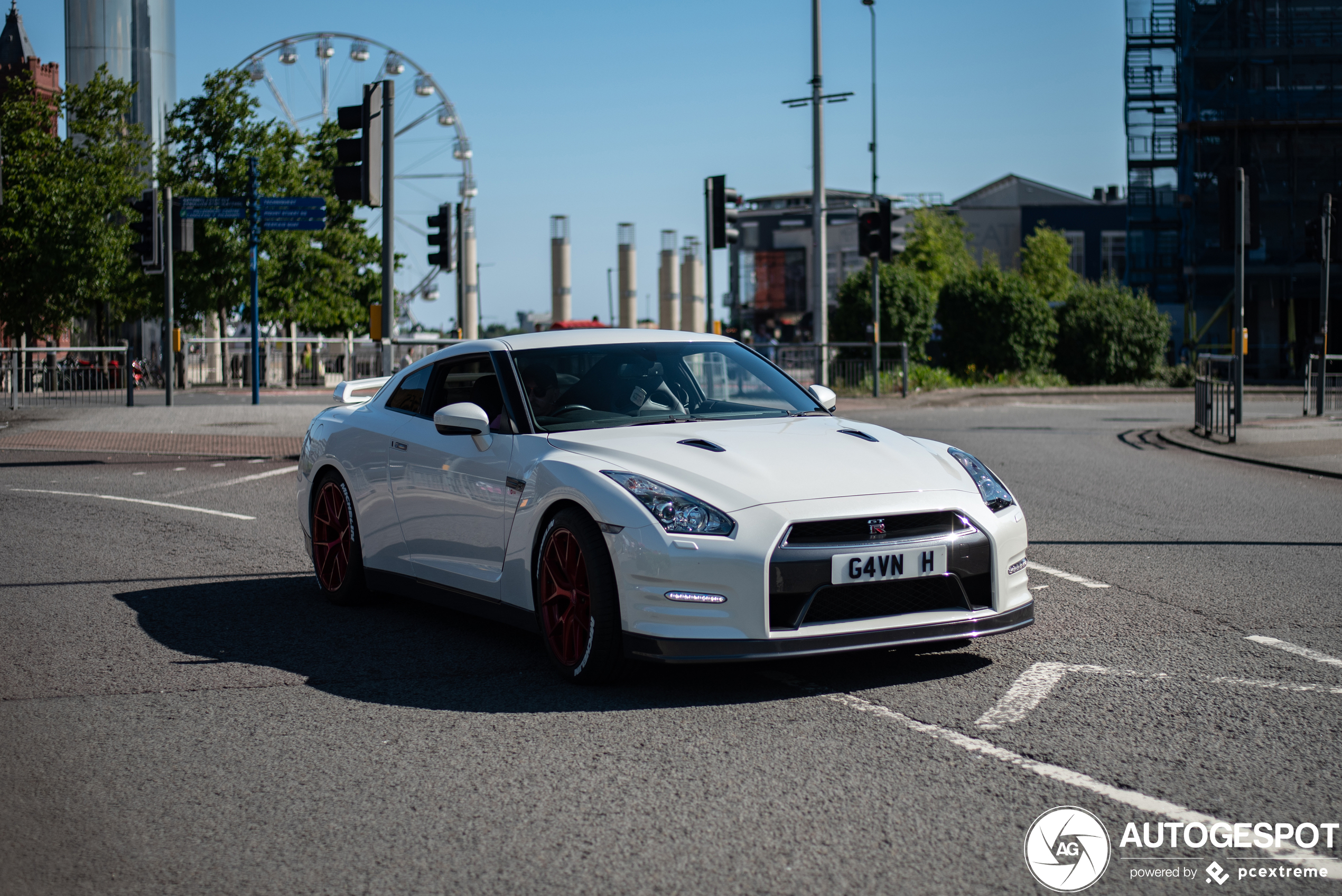 Nissan GT-R 2011