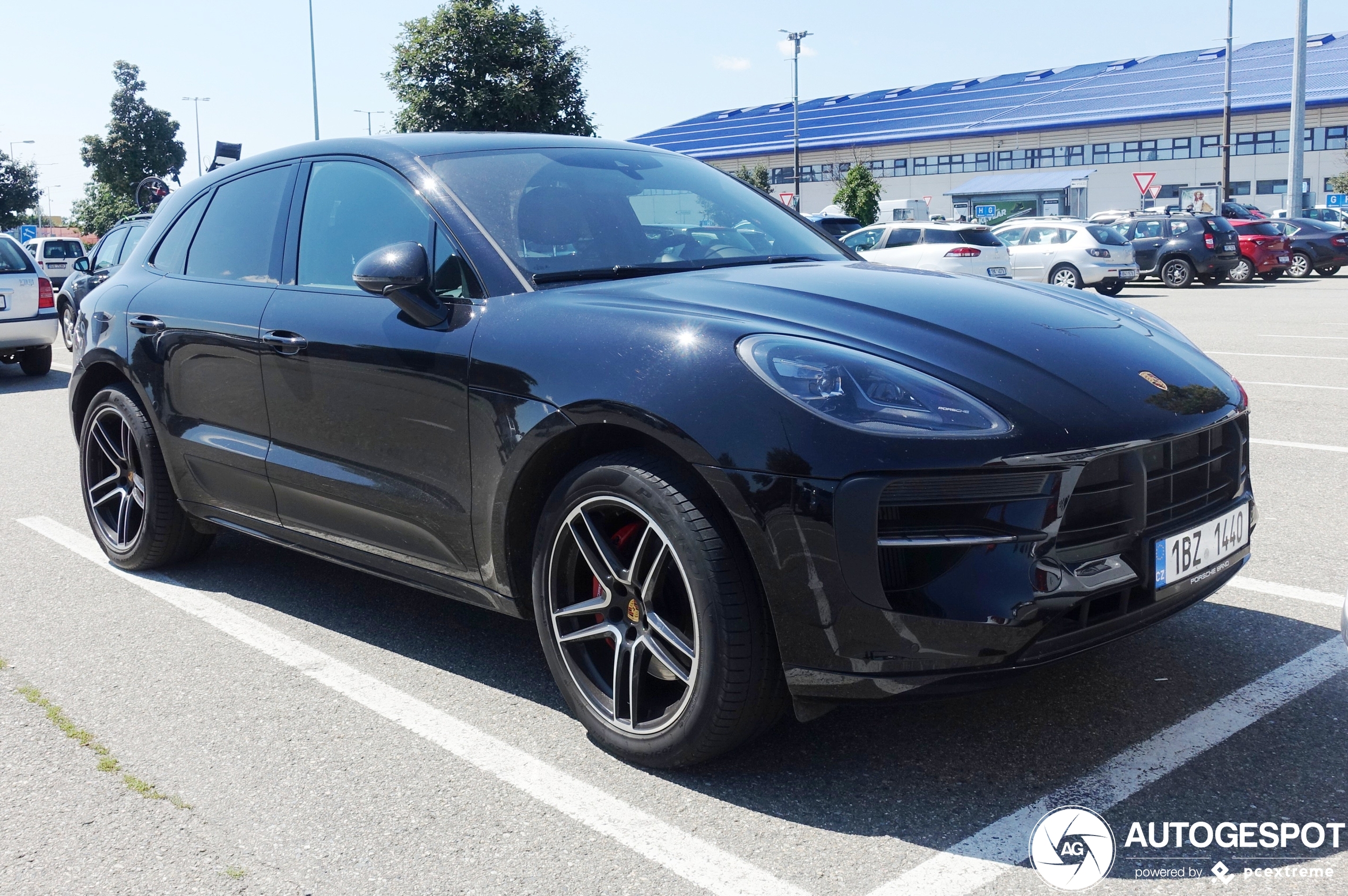 Porsche 95B Macan GTS MkII