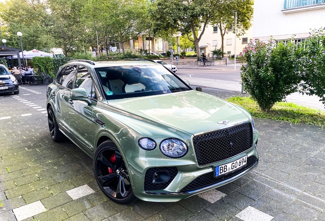 Bentley Bentayga Hybrid 2021