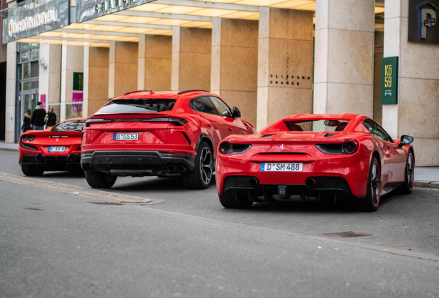 Ferrari F8 Tributo