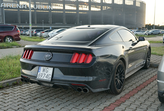 Ford Mustang GT 2015