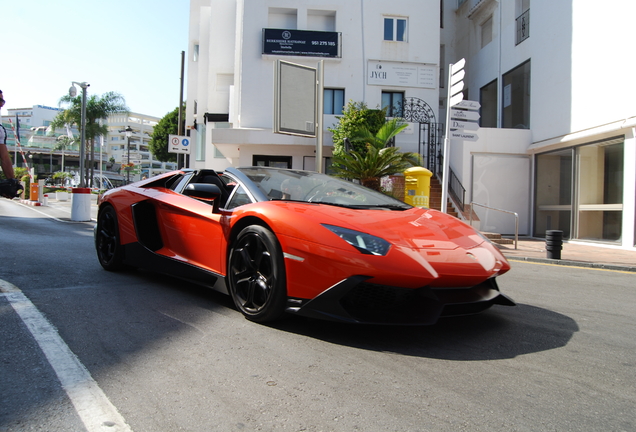 Lamborghini Aventador LP720-4 Roadster 50° Anniversario