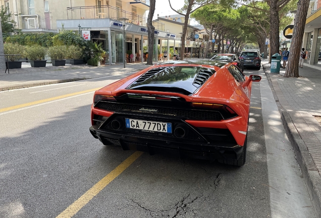 Lamborghini Huracán LP640-4 EVO