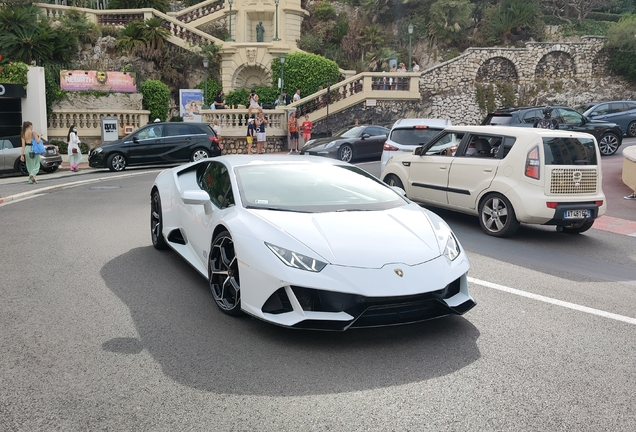 Lamborghini Huracán LP640-4 EVO