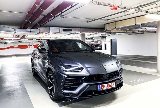 Lamborghini Urus