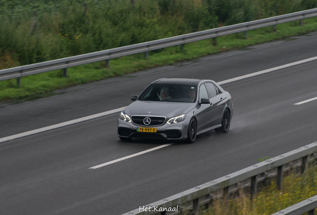 Mercedes-Benz E 63 AMG S W212