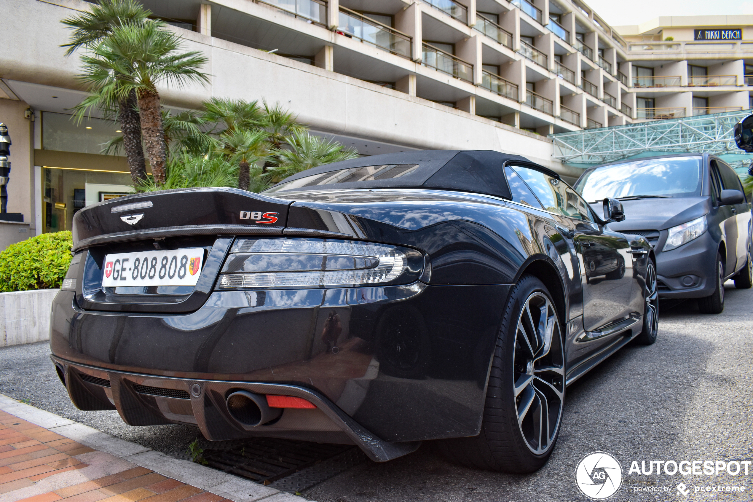 Aston Martin DBS Volante Carbon Black Edition