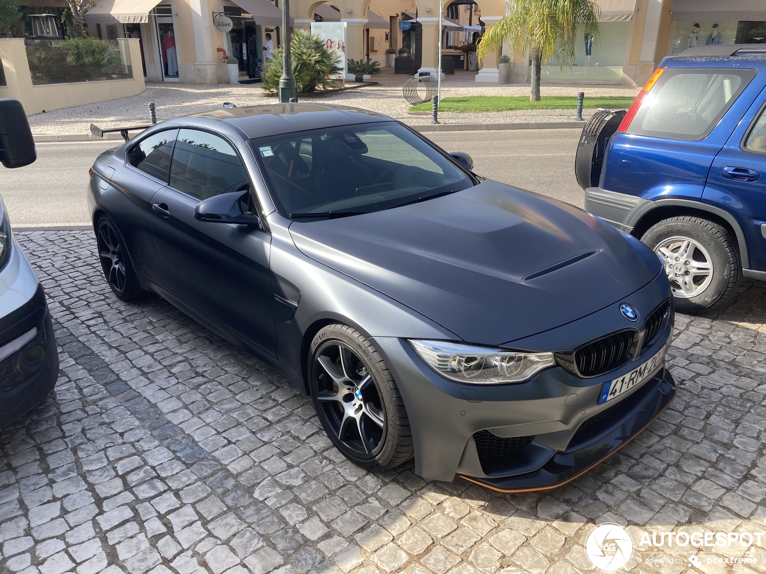 BMW M4 GTS