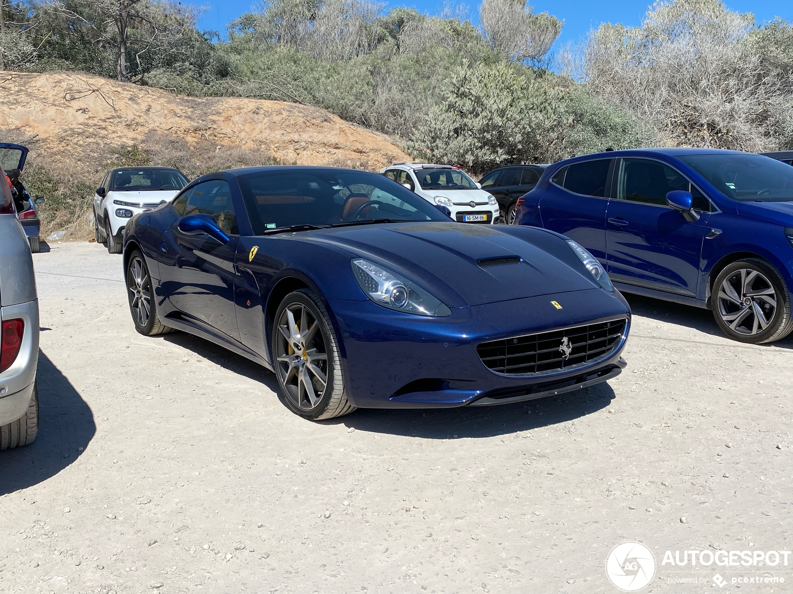 Ferrari California