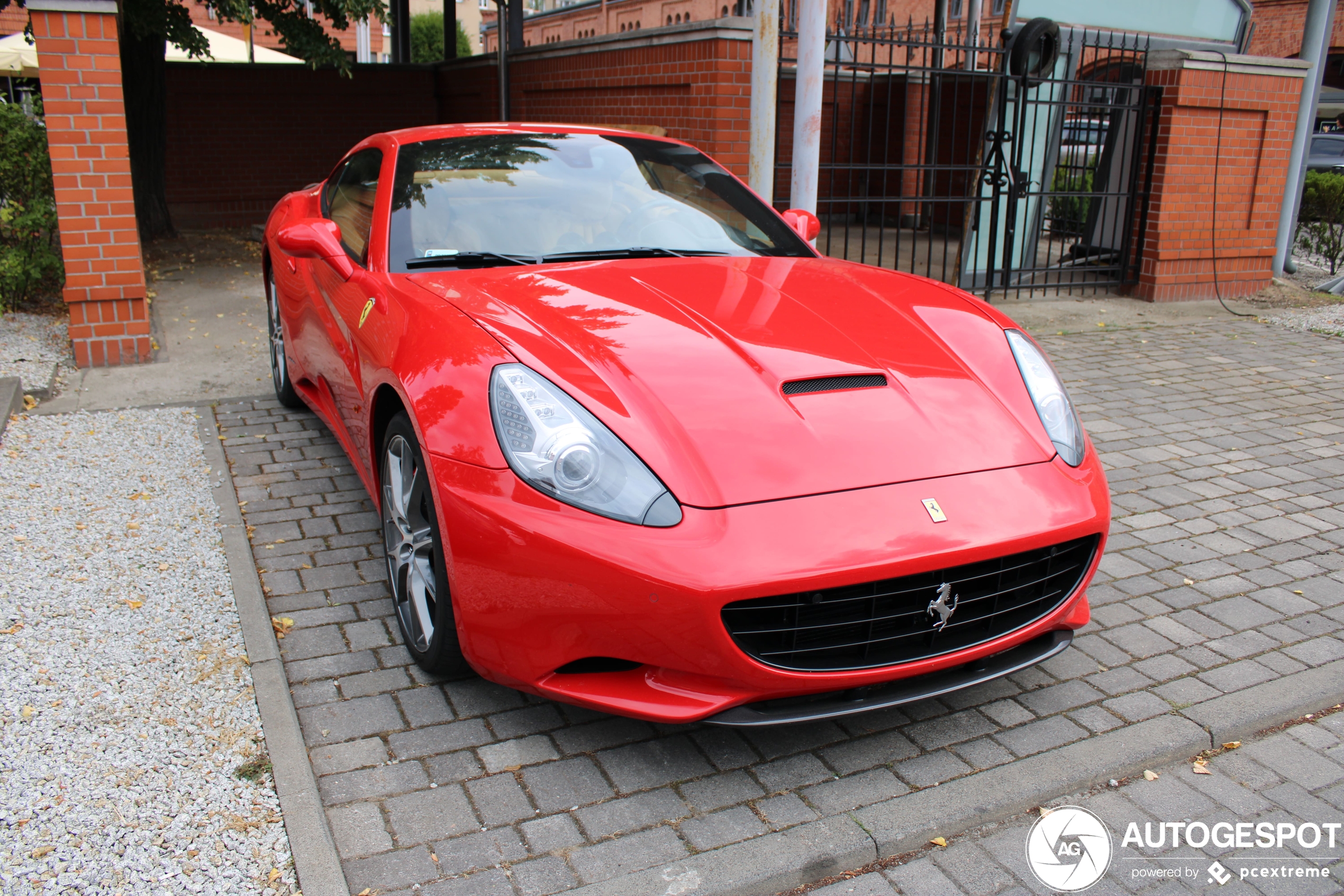 Ferrari California