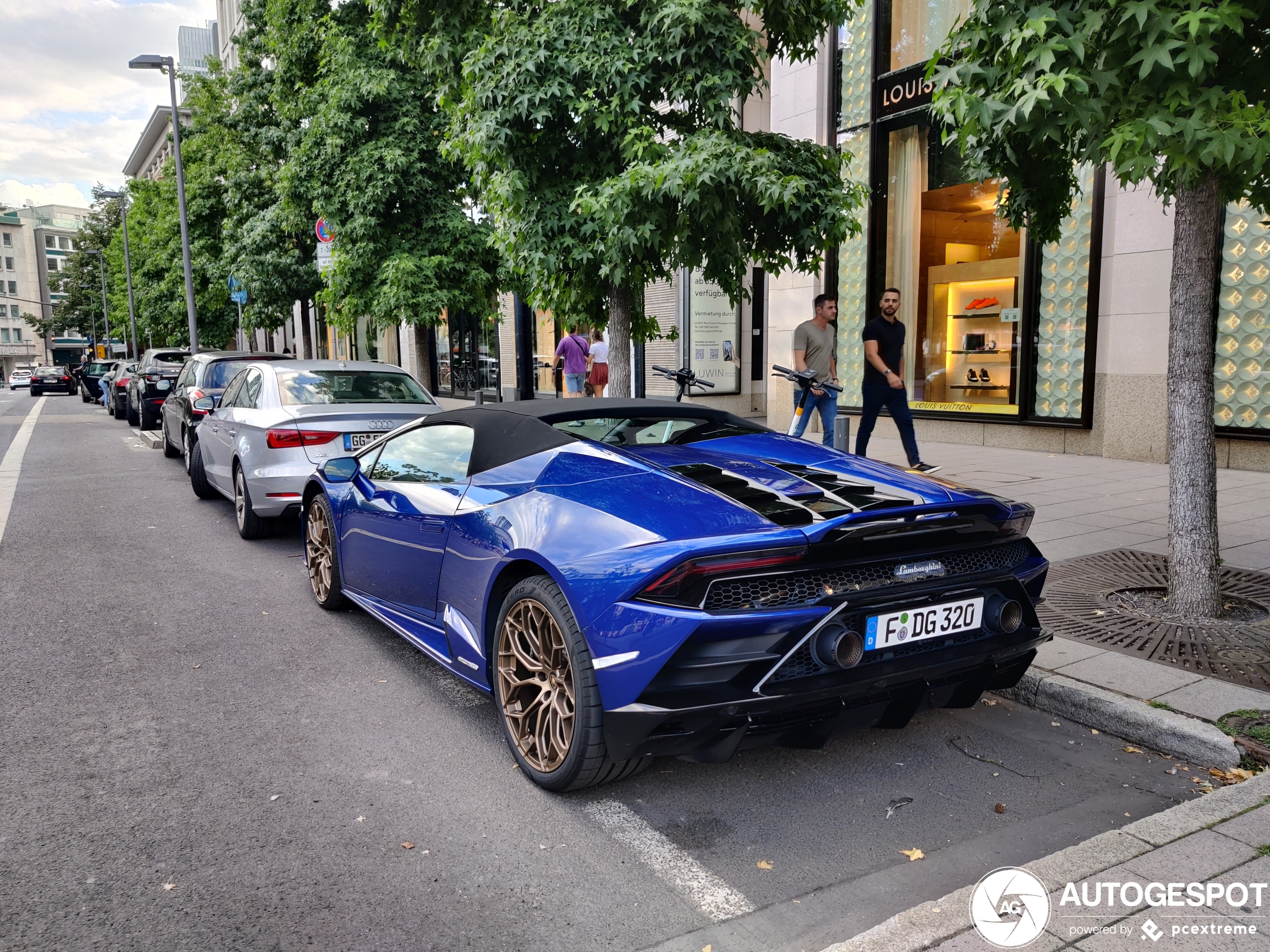 Lamborghini Huracán LP640-4 EVO Spyder