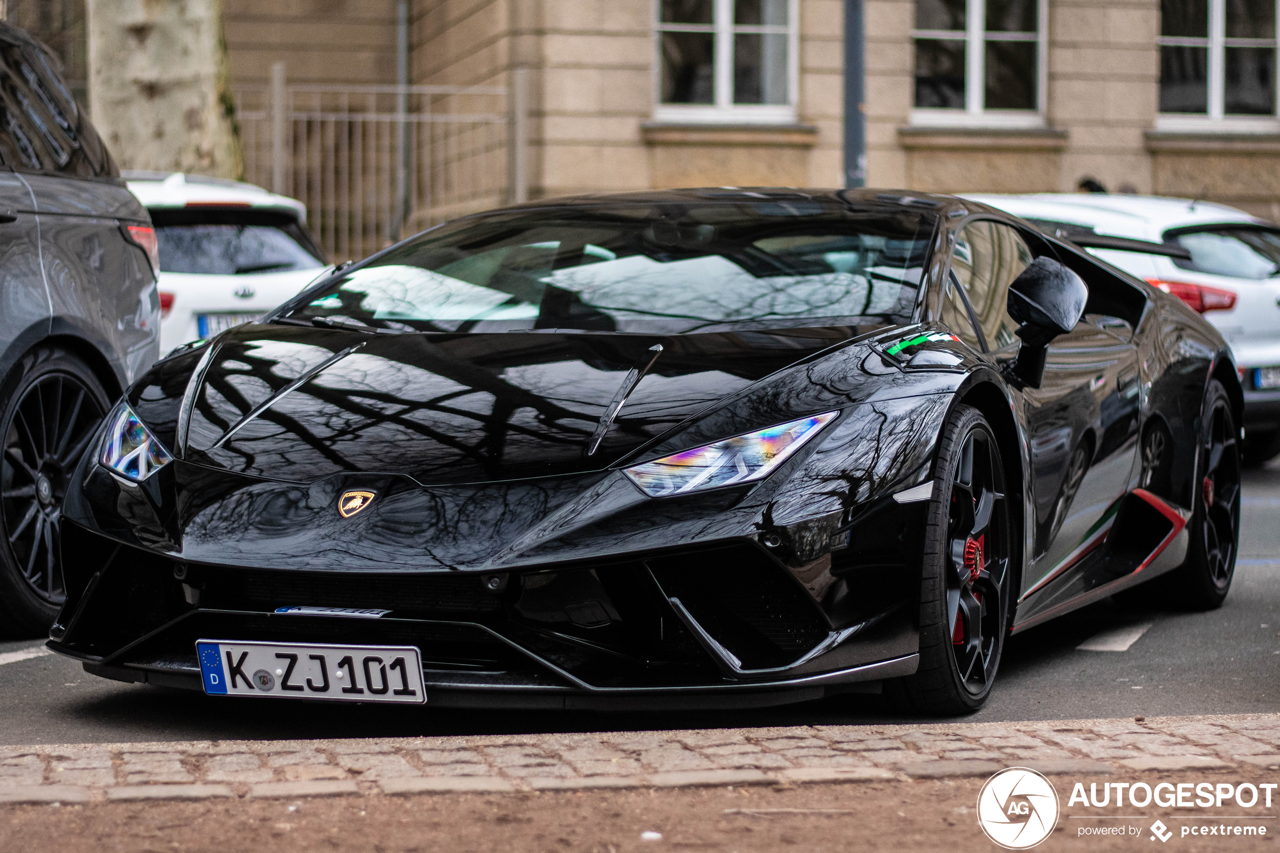 Lamborghini Huracán LP640-4 Performante