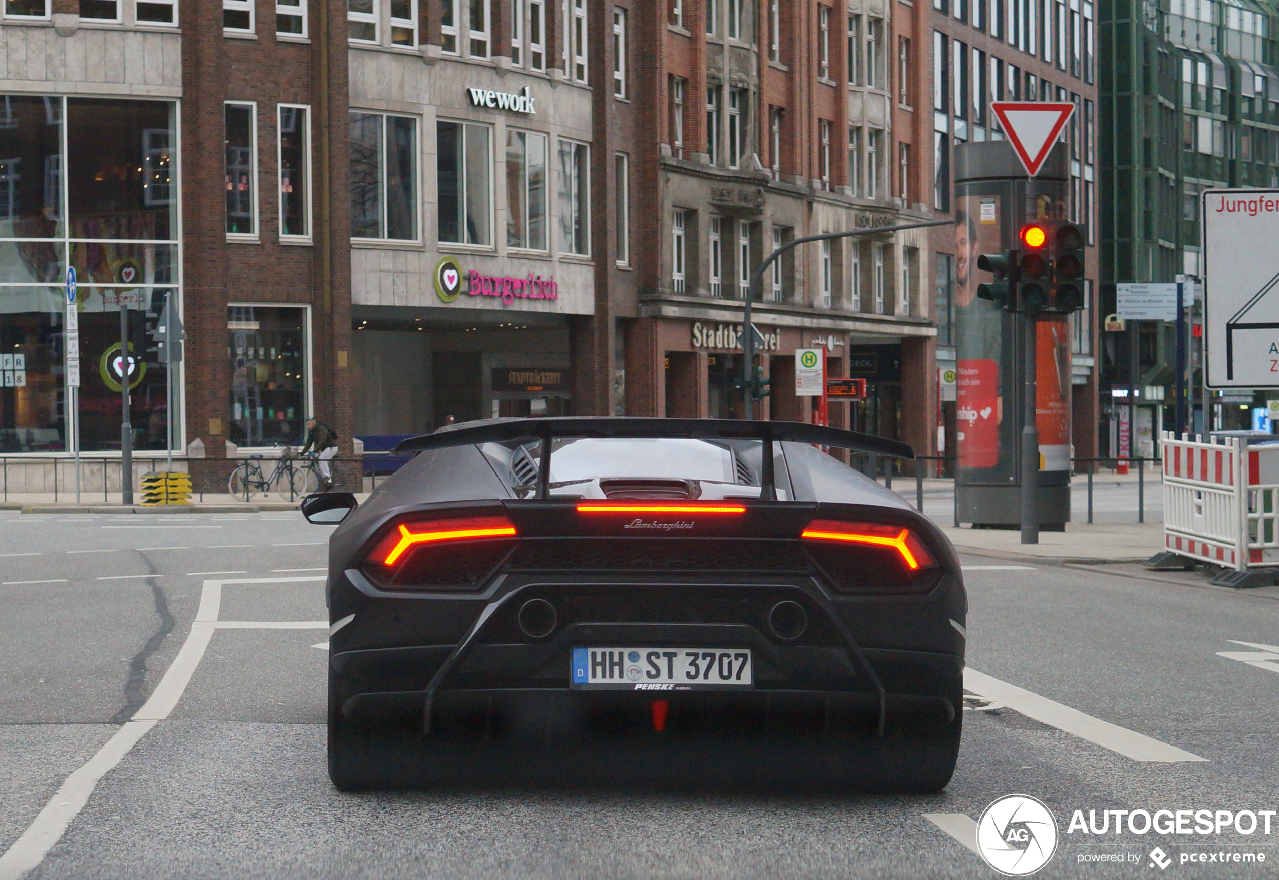 Lamborghini Huracán LP640-4 Performante