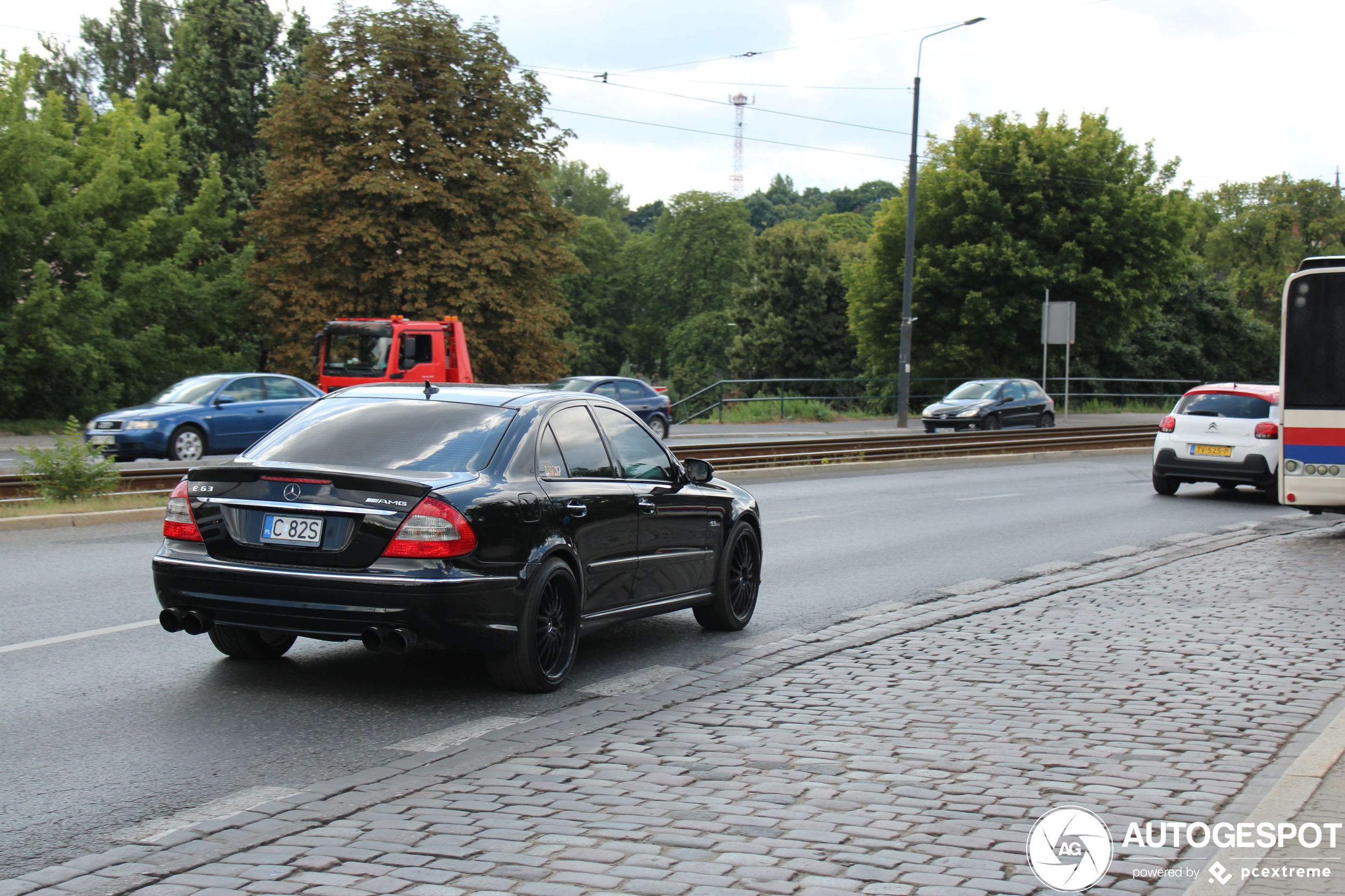 Mercedes-Benz E 63 AMG