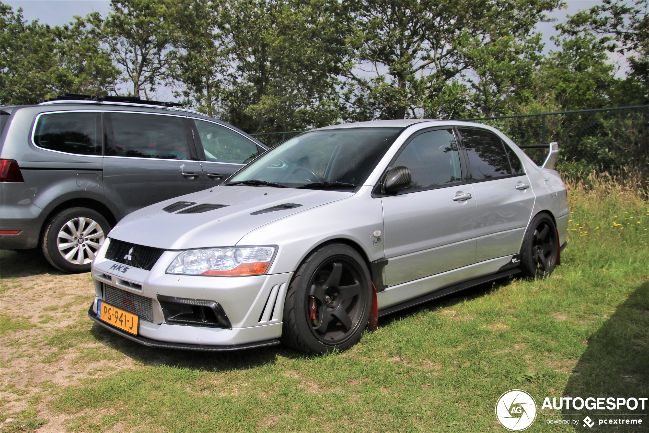 Mitsubishi Lancer Evolution VIII MR FQ-300