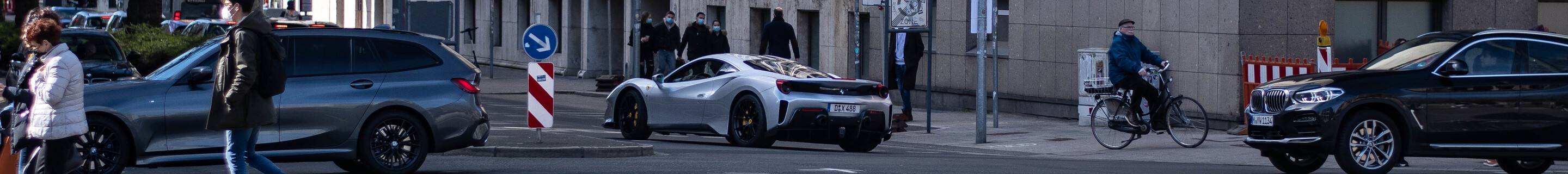 Ferrari 488 Pista