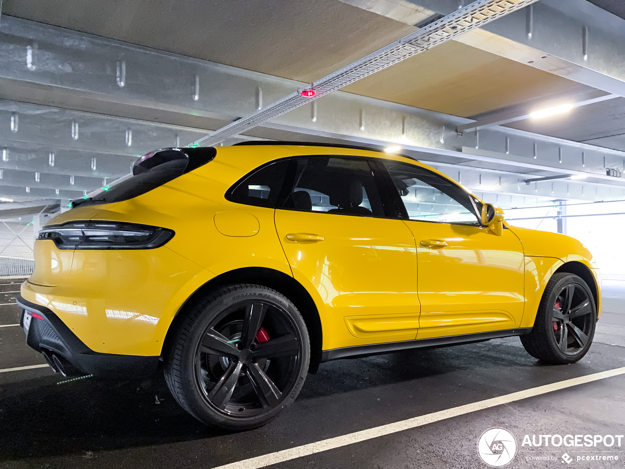 Porsche 95B Macan GTS MkIII