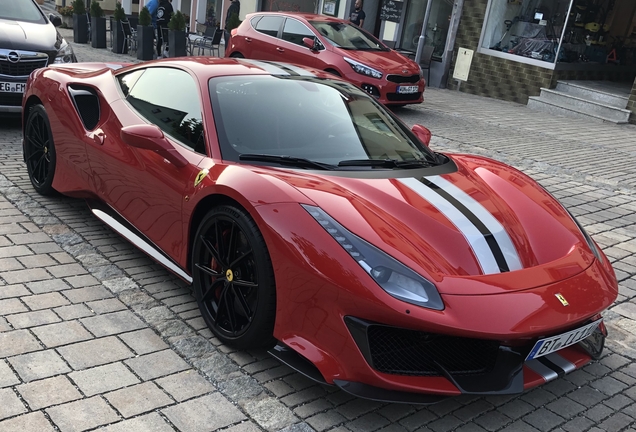 Ferrari 488 Pista