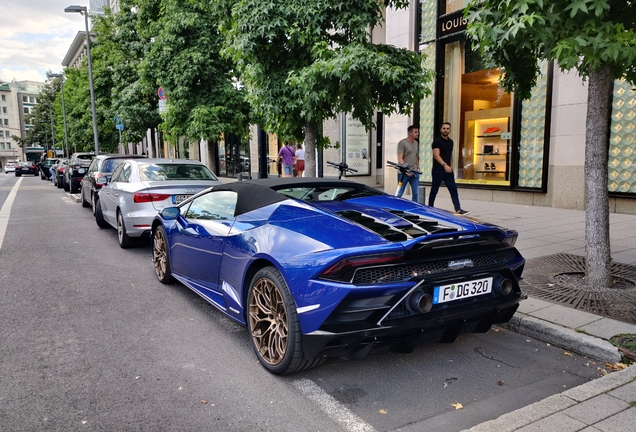 Lamborghini Huracán LP640-4 EVO Spyder