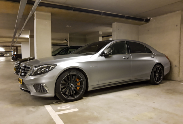 Mercedes-Benz S 65 AMG V222