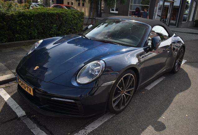 Porsche 992 Carrera 4S Cabriolet