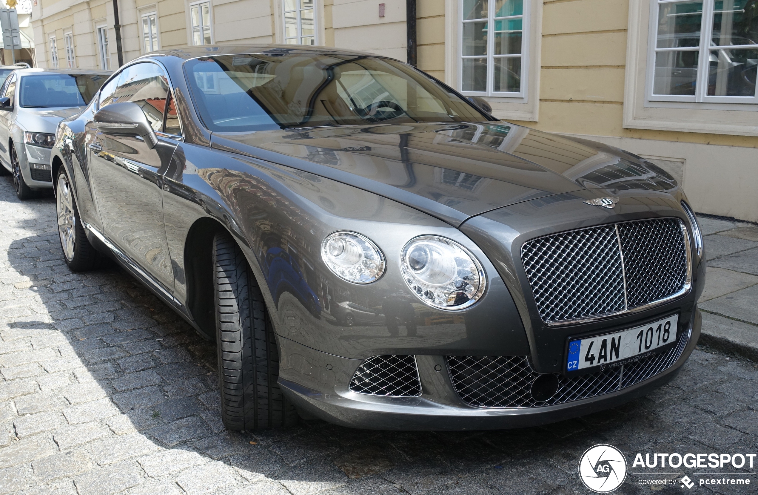 Bentley Continental GT 2012