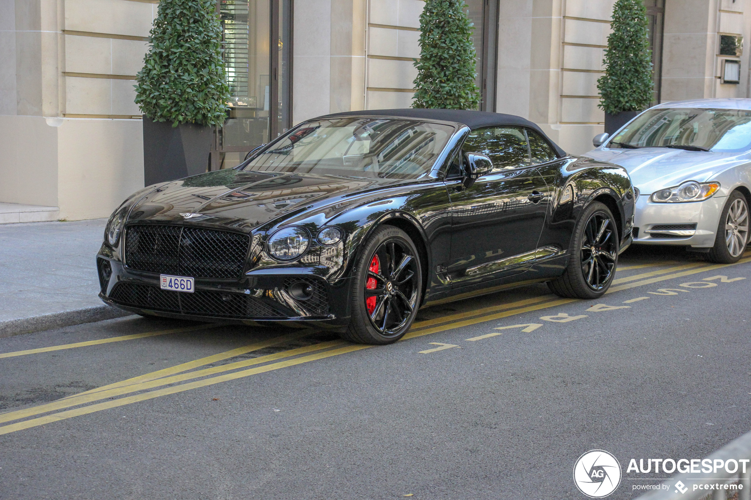 Bentley Continental GTC 2019