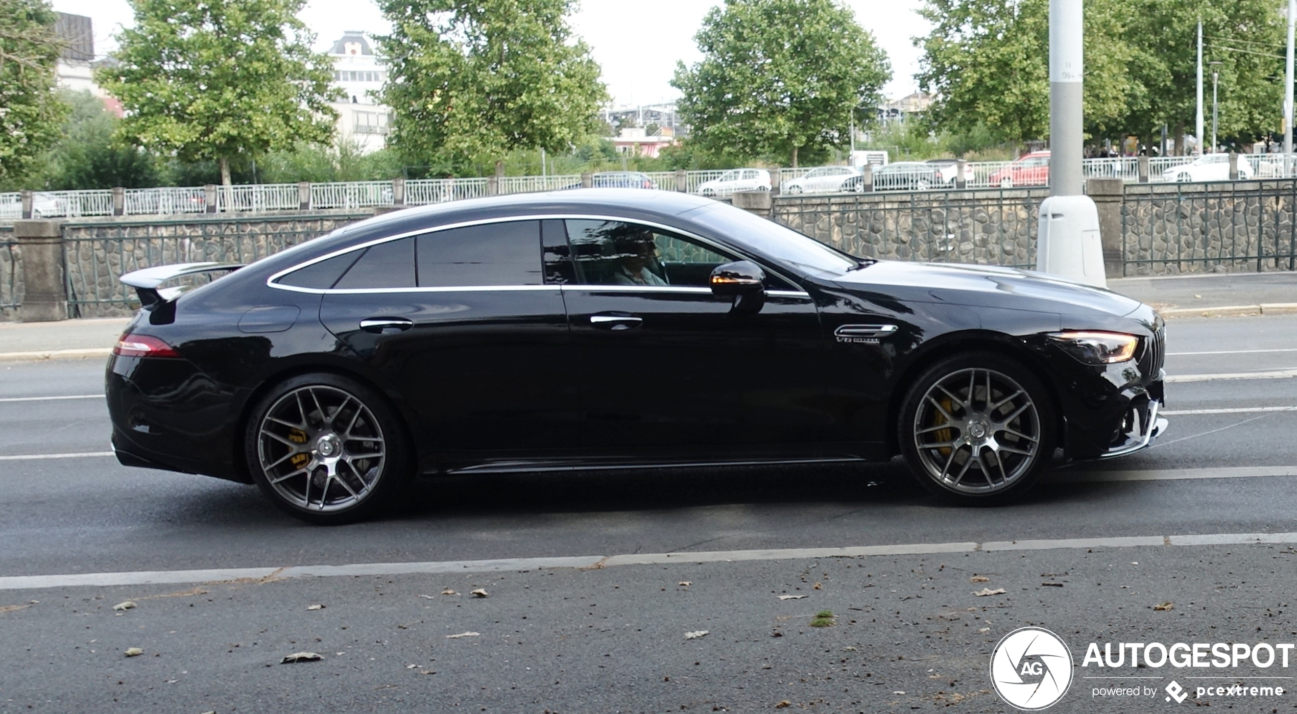 Mercedes-AMG GT 63 S X290